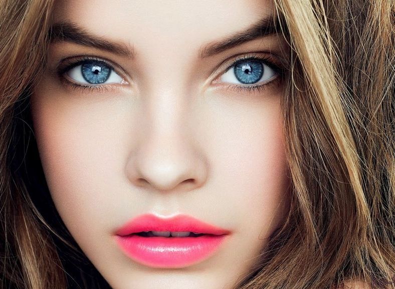 Đôi mắt có thể chụp ảnh, sai khiến người khác thậm chí là giết người Đôi mắt có thể chụp ảnh, sai khiến người khác thậm chí là giết người