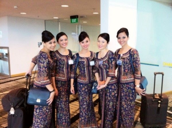 Đồng phục hãng hàng không Singapore airlines