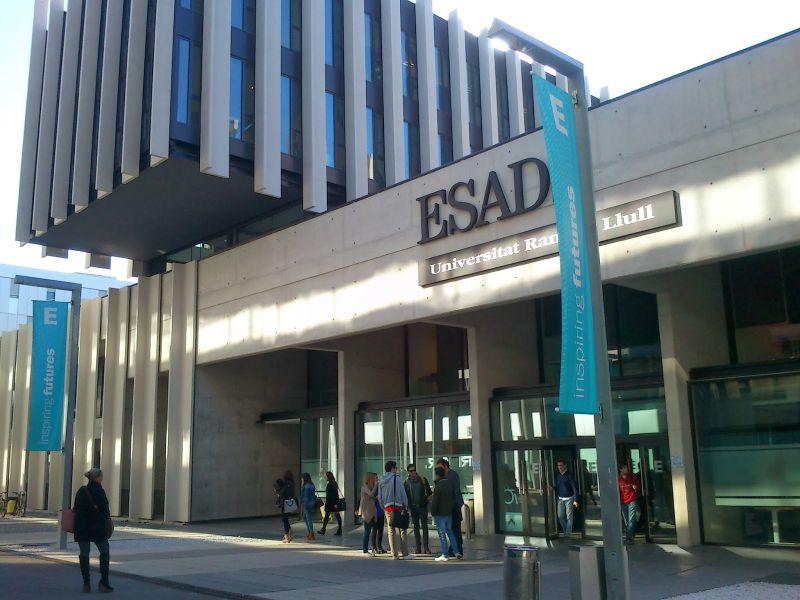 ESADE (Barcelona – Tây Ban Nha)