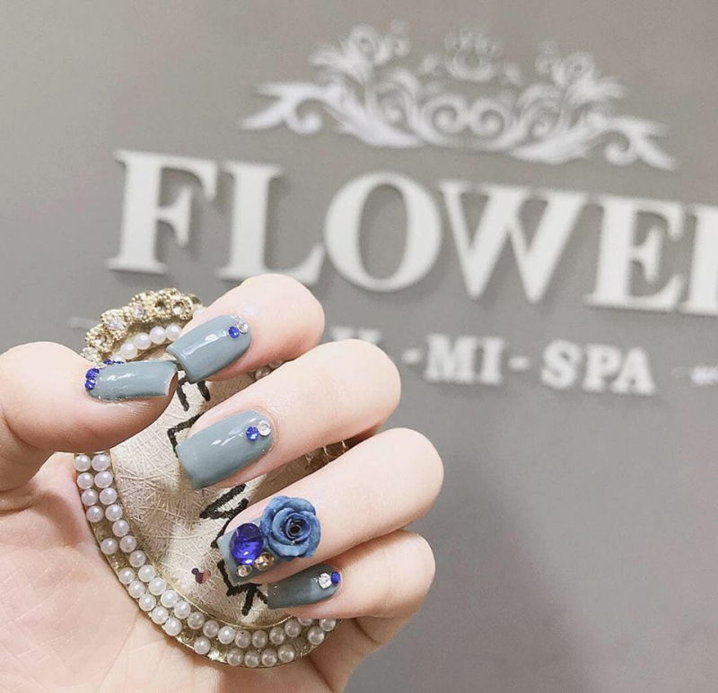 Flower Nails