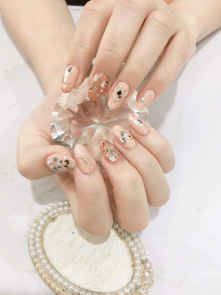 Flower Nails