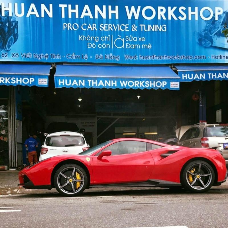 Garage Huấn Thành Workshop