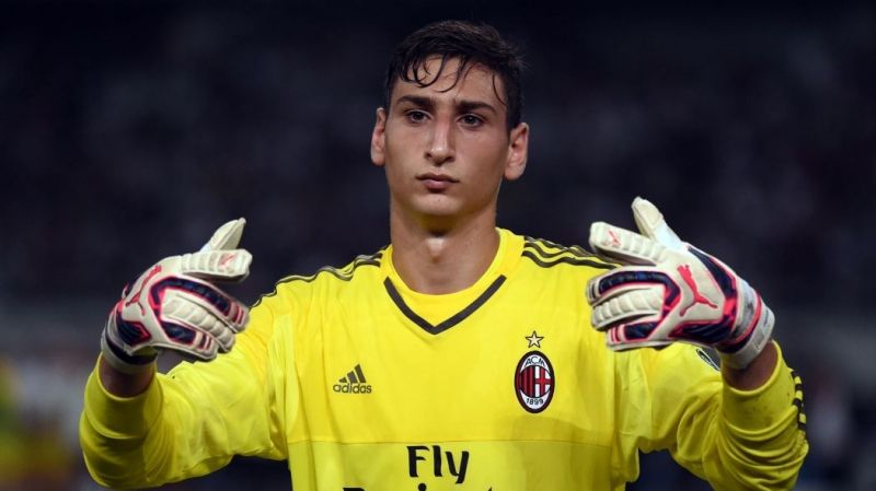 Gianluigi Donnarumma - AC Milan (17 tuổi)