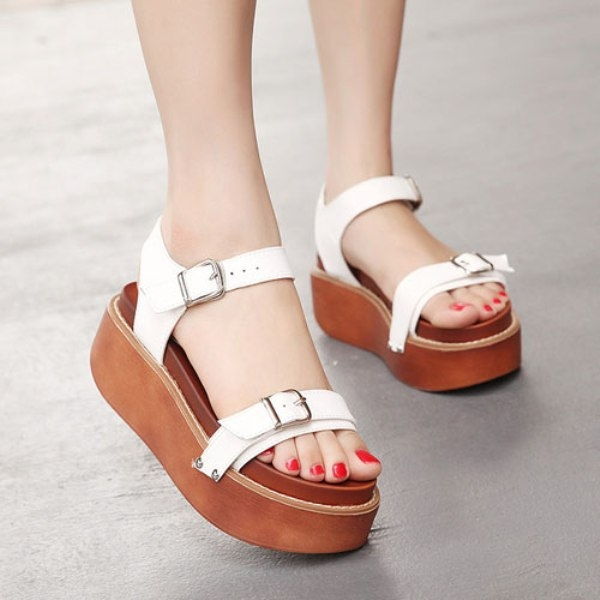 Giày flatform