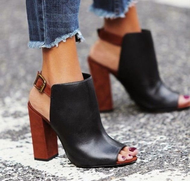 Giày mules