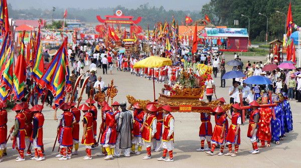 Giỗ Tổ Hùng Vương (ngày 5 đến 10/3 Âm lịch hàng năm)