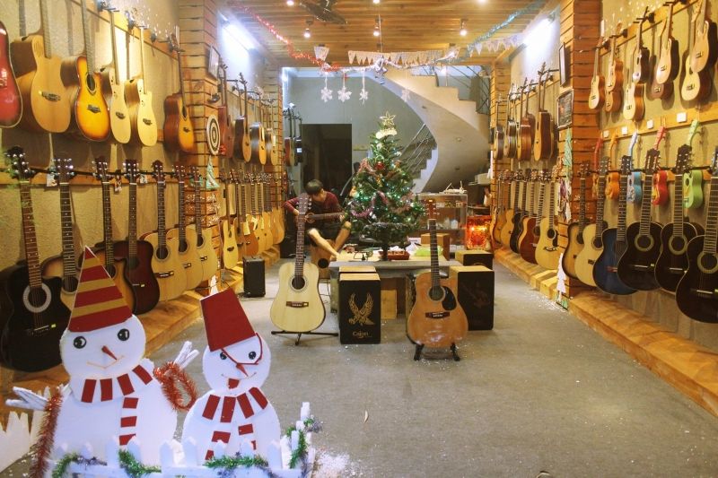 HieuOrion Guitar Shop