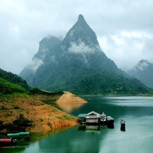 Hồ thủy đện Na Hang - Tuyên Quang