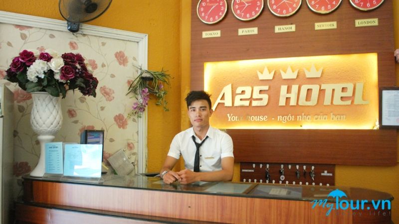 Khách sạn A25 - Đội Cấn