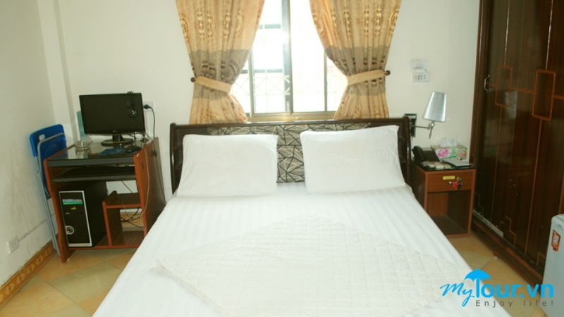 Khách sạn A25 - Đội Cấn