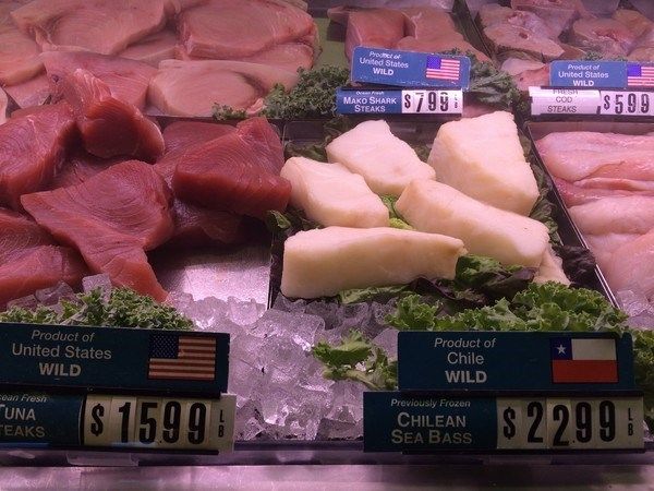 Không có cá tươi sống trong nhà hàng siêu thị tại Mỹ