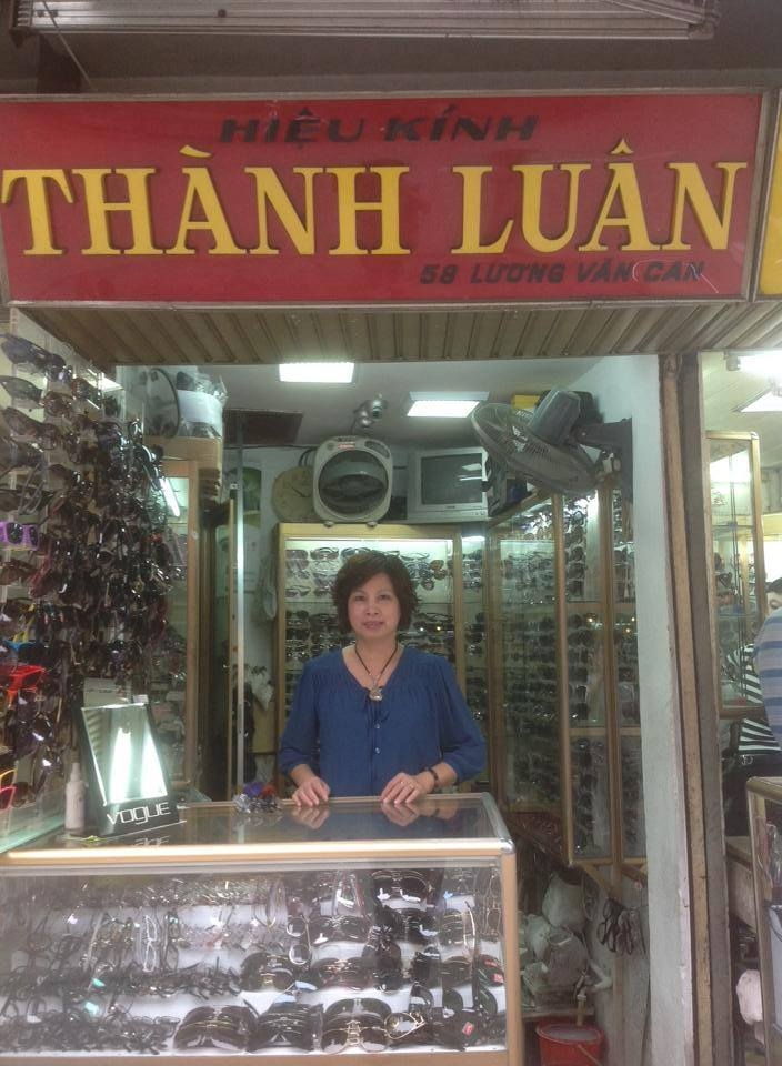 Kính mắt Thành Luân