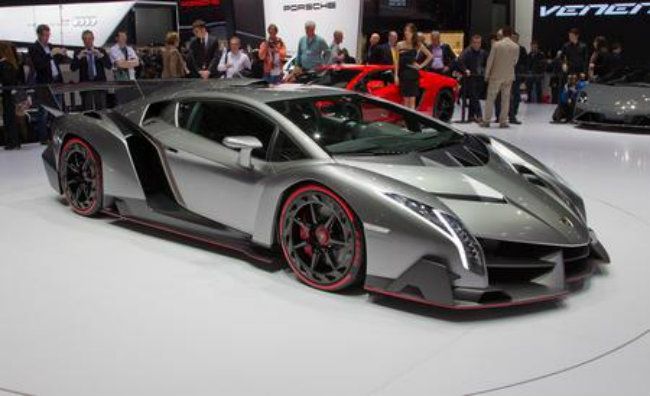 Lamborghini Veneno giá 4,5 triệu USD