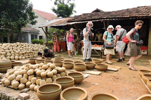 Làng nghề gốm Thanh Hà