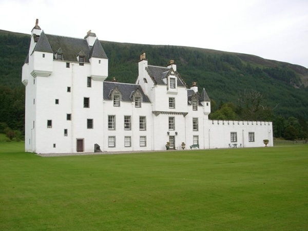 Lâu đài Meggernie, Scotland