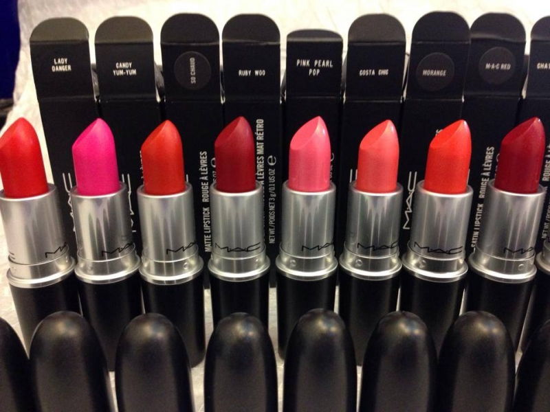 Mac lipstick (450000 đồng)