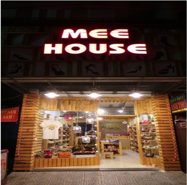 Mee House