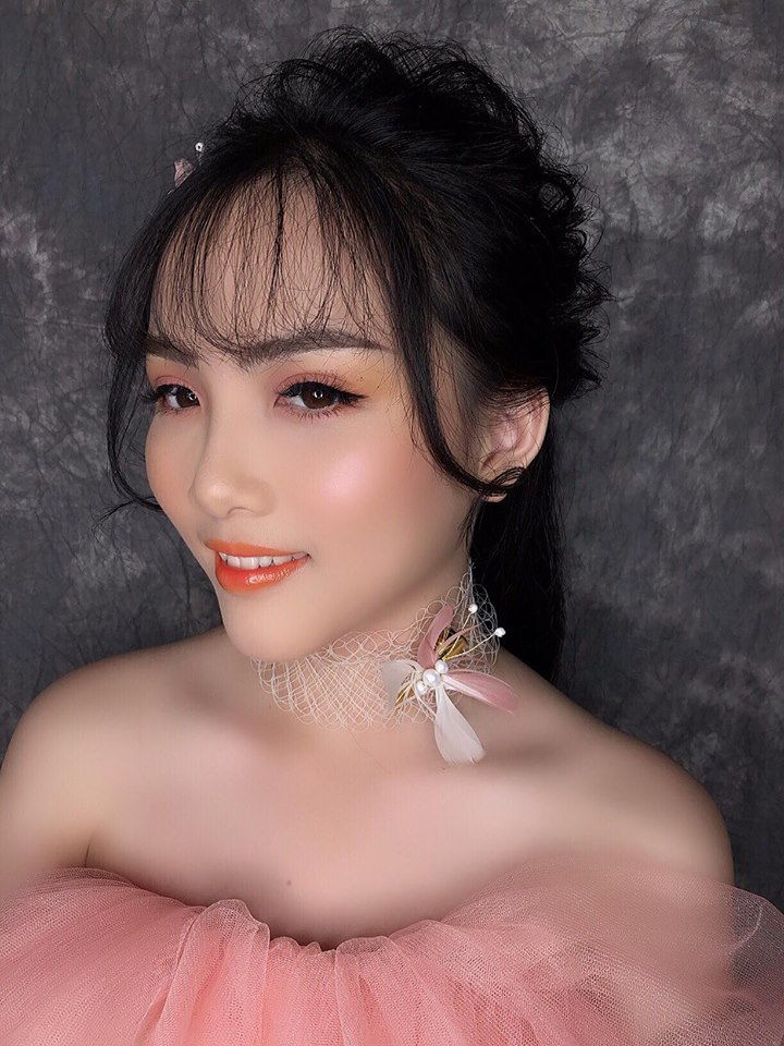 Ngân Huỳnh make up
