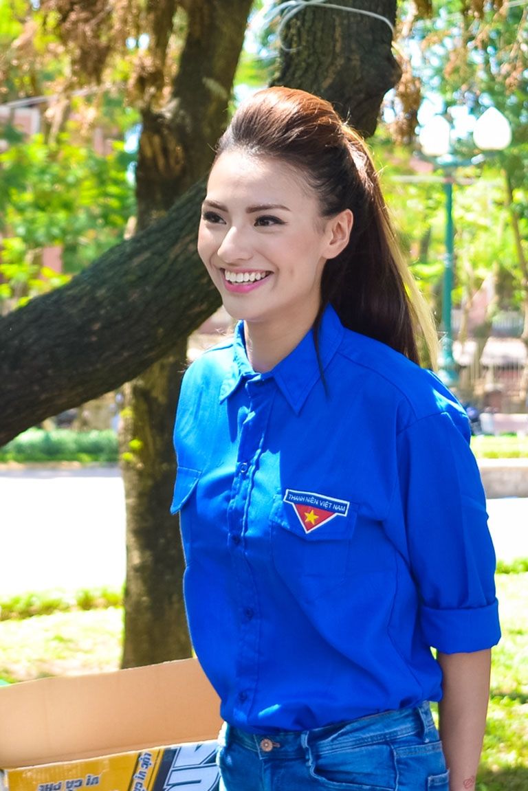 Nụ cười tươi rói và có khiếu hài hước