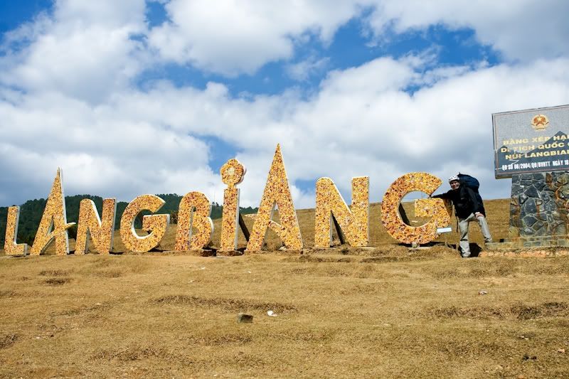 Núi Lang Biang, một chuyện tình ngăn cấm