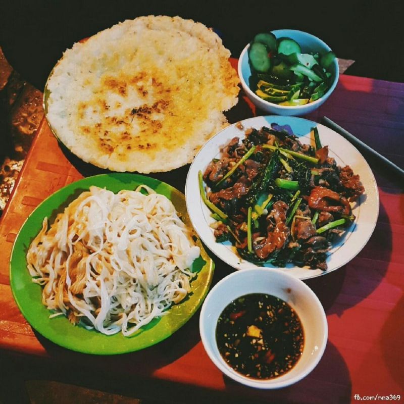 Phở chiên Nguyễn Siêu