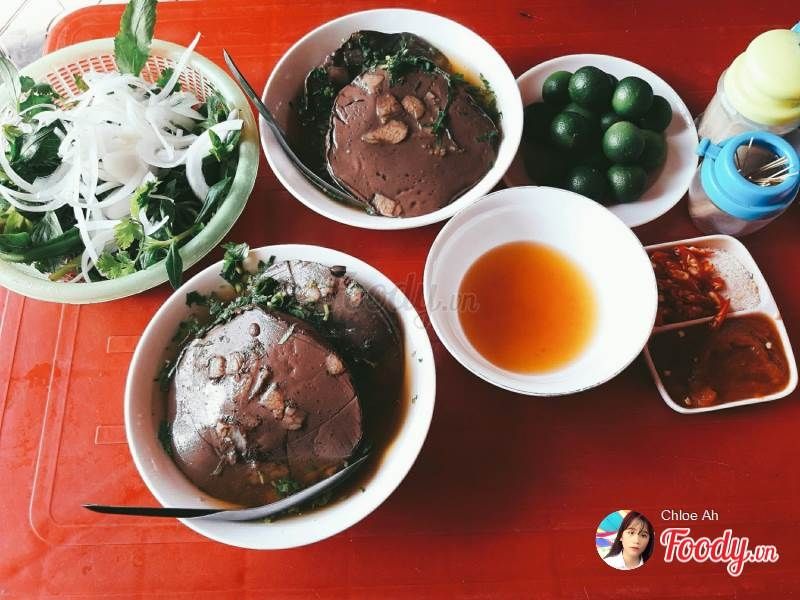 Quán Tiết Nóng, Lòng Dồi Tiết Canh – Ngõ Đồng Tâm