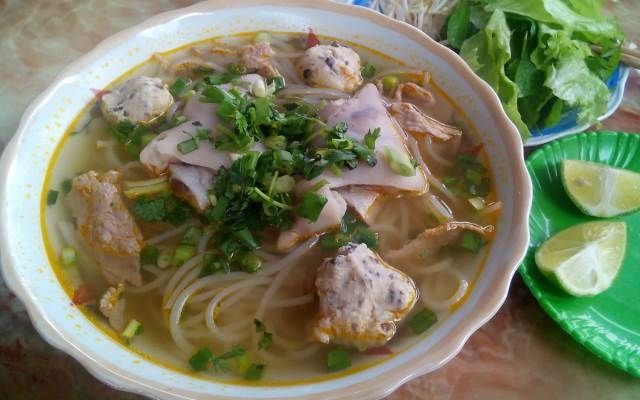 Quyên - Bún Bò Huế