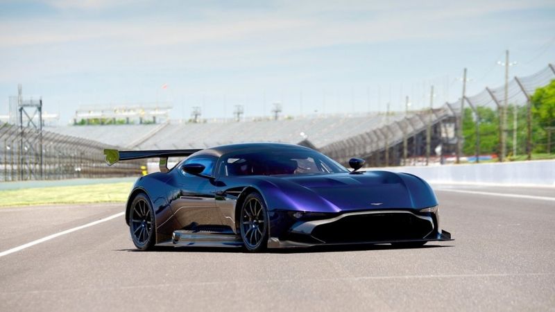 Siêu xe Aston Martin Vulcan