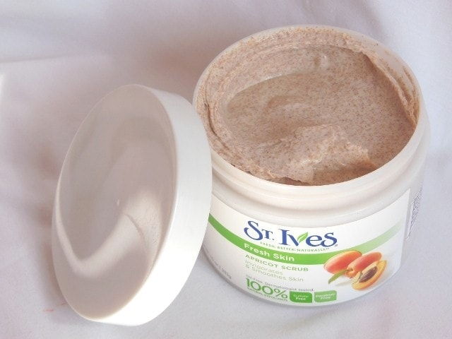 StIves Fresh Skin Apricot Scrub