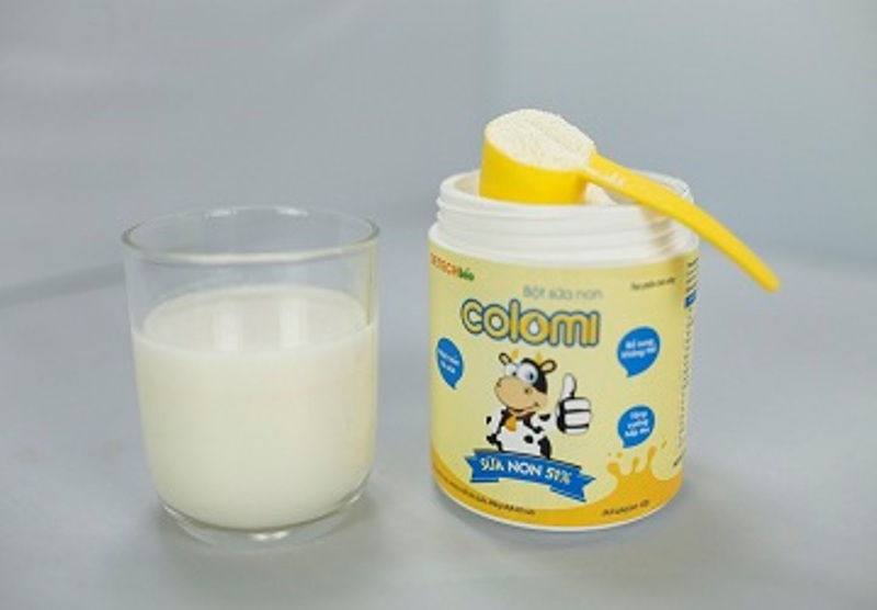 Sữa non Colomi