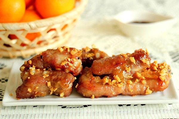 Sườn non rim xóc tỏi Sườn non rim xóc tỏi