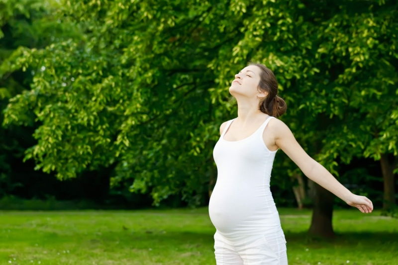 Tập thể dục nhẹ nhàng để tăng cường thể lực cho mẹ sức khỏe cho thai nhi
