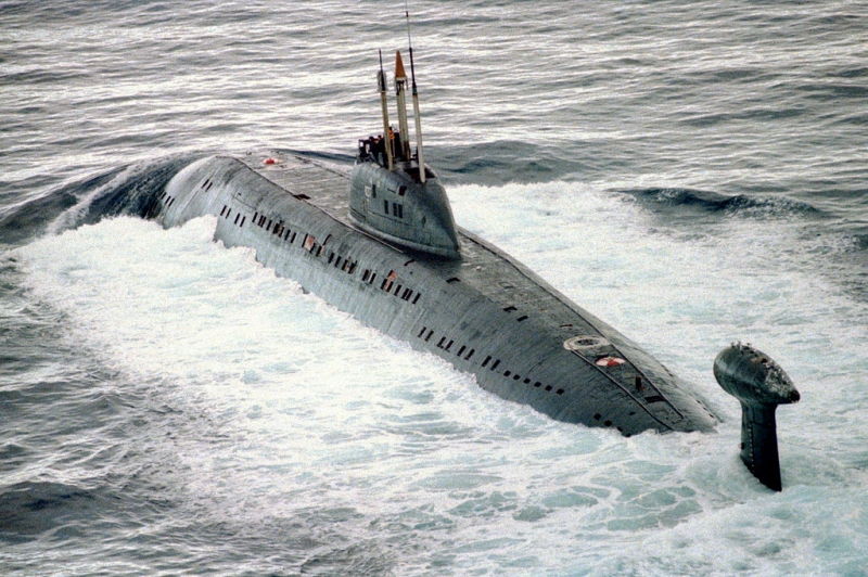 Tàu ngầm lớp Victor III – Nga
