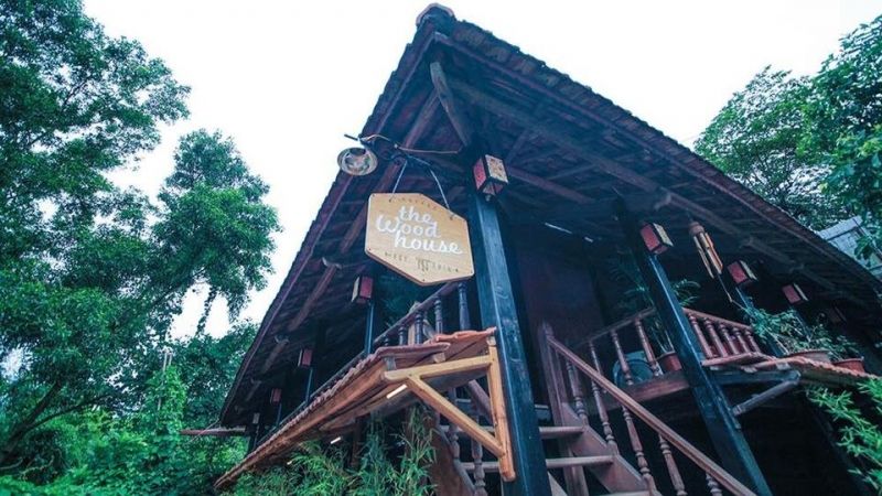 The wood house- nhà sàn cuối ngõ