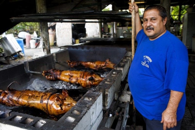 Thịt lợn dọc đường Ruta Del Lechon