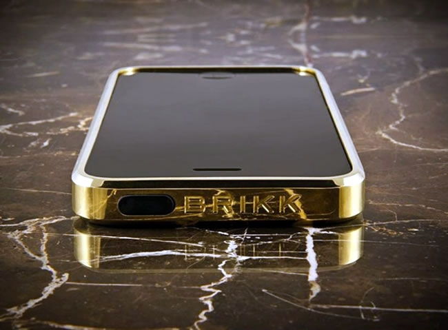 Titanium Case from Brikk