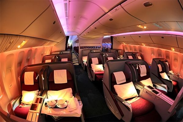 Trải nghiệm khoang thương gia của Qatar Airways