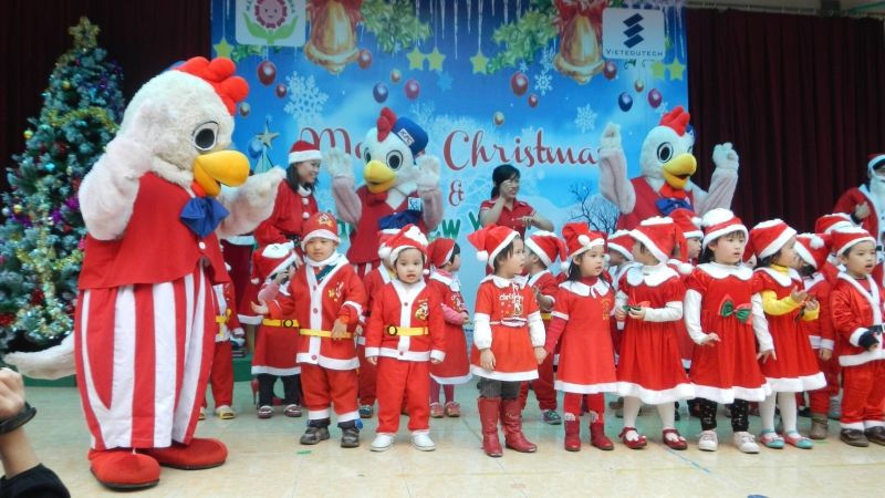 Trang phục ông già Noel