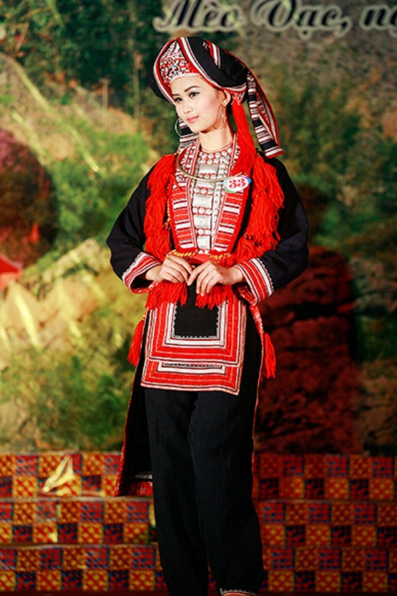 Trang phục truyền thống dân tộc Dao Đỏ