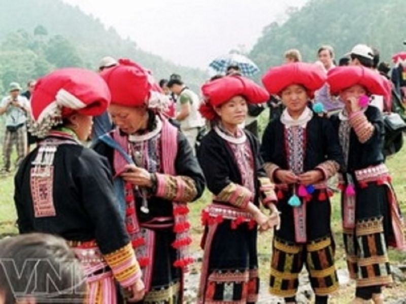 Trang phục truyền thống dân tộc Dao Đỏ