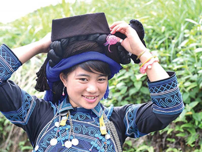 Trang phục truyền thống dân tộc Hà Nhì