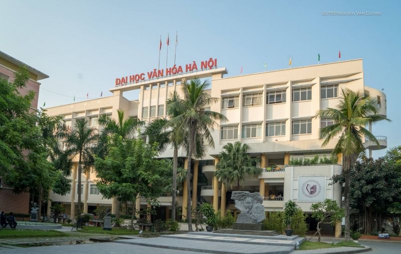 Trường Đại học Khoa học Xã hội và Nhân văn