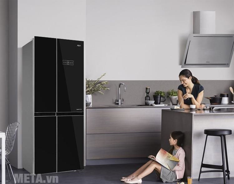 Tủ lạnh Aqua AQR-IG585AS