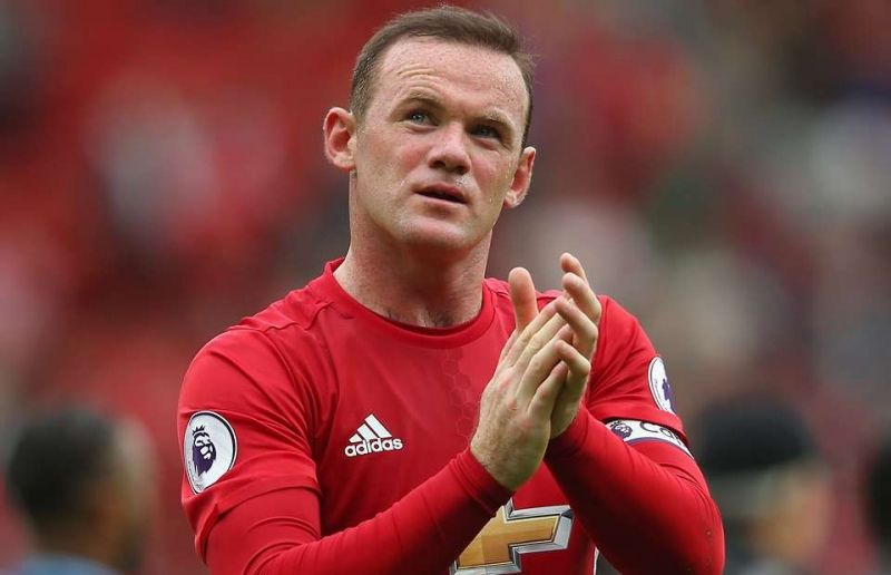Wayne Rooney (Manchester United) - 300000/tuần