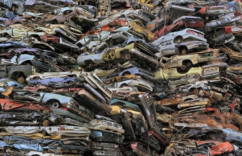 Xe hơi là rác thải khổng lồ
