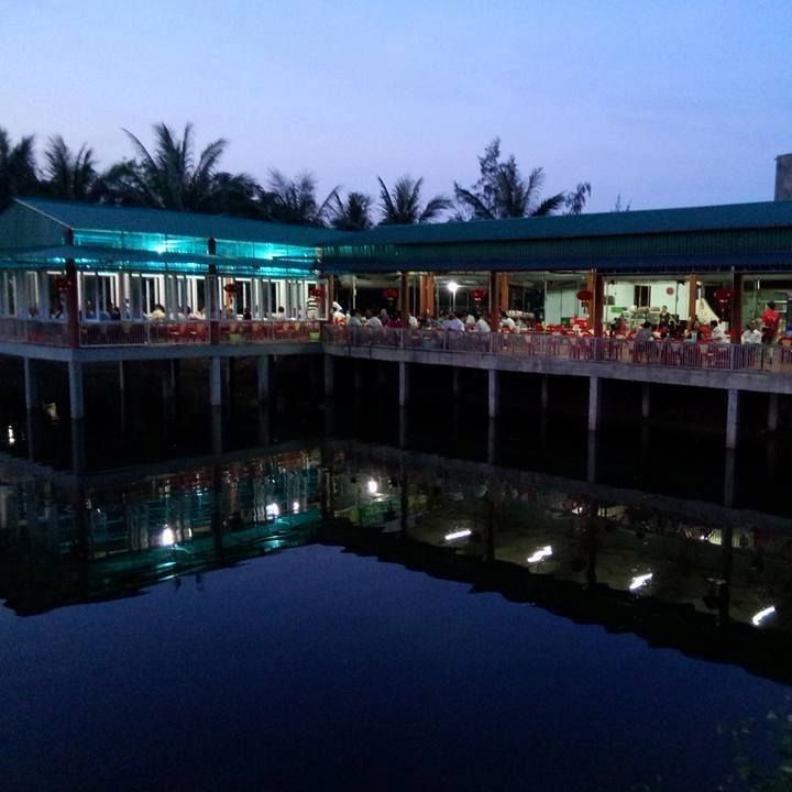Nhà hàng Huy Hương