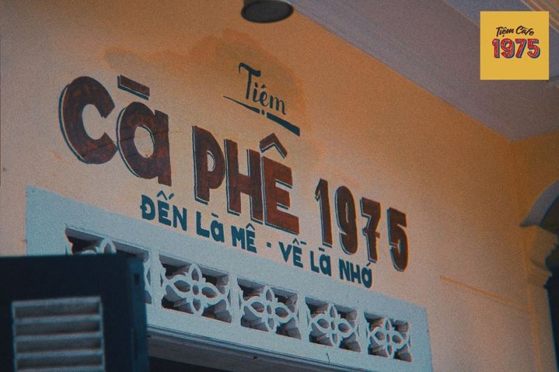 Tiệm Càfe 1975