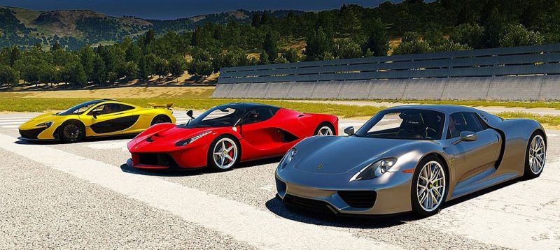 2013: Ferrari LaFerrari, McLaren P1 và Porsche 918 Spyder