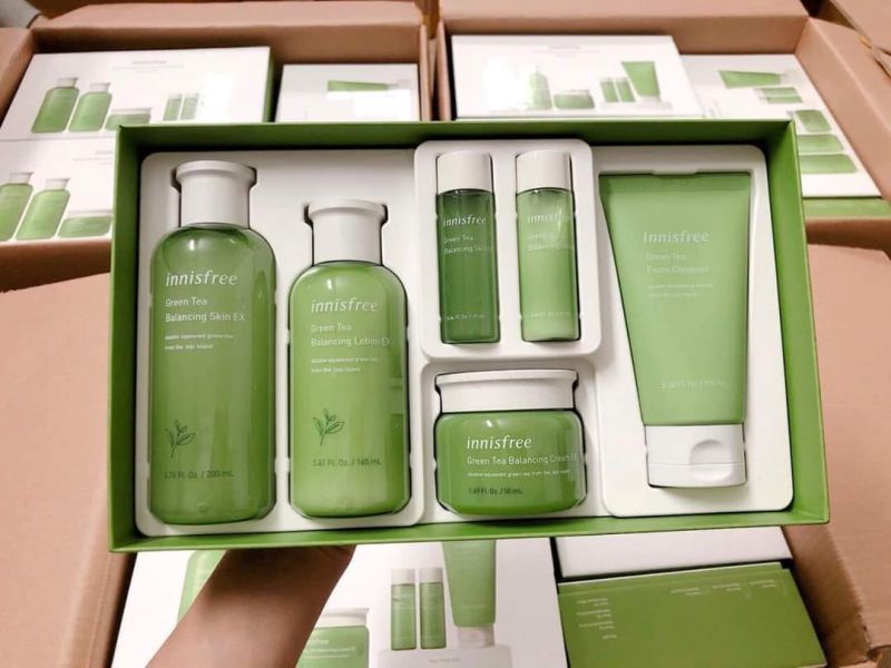 Bộ sản phẩm dưỡng da Innisfree Green Tea Special Skin Care Set – Travel Exclusive