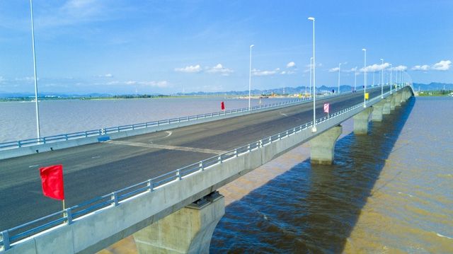 Cầu Tân Vũ – Lạch Huyện